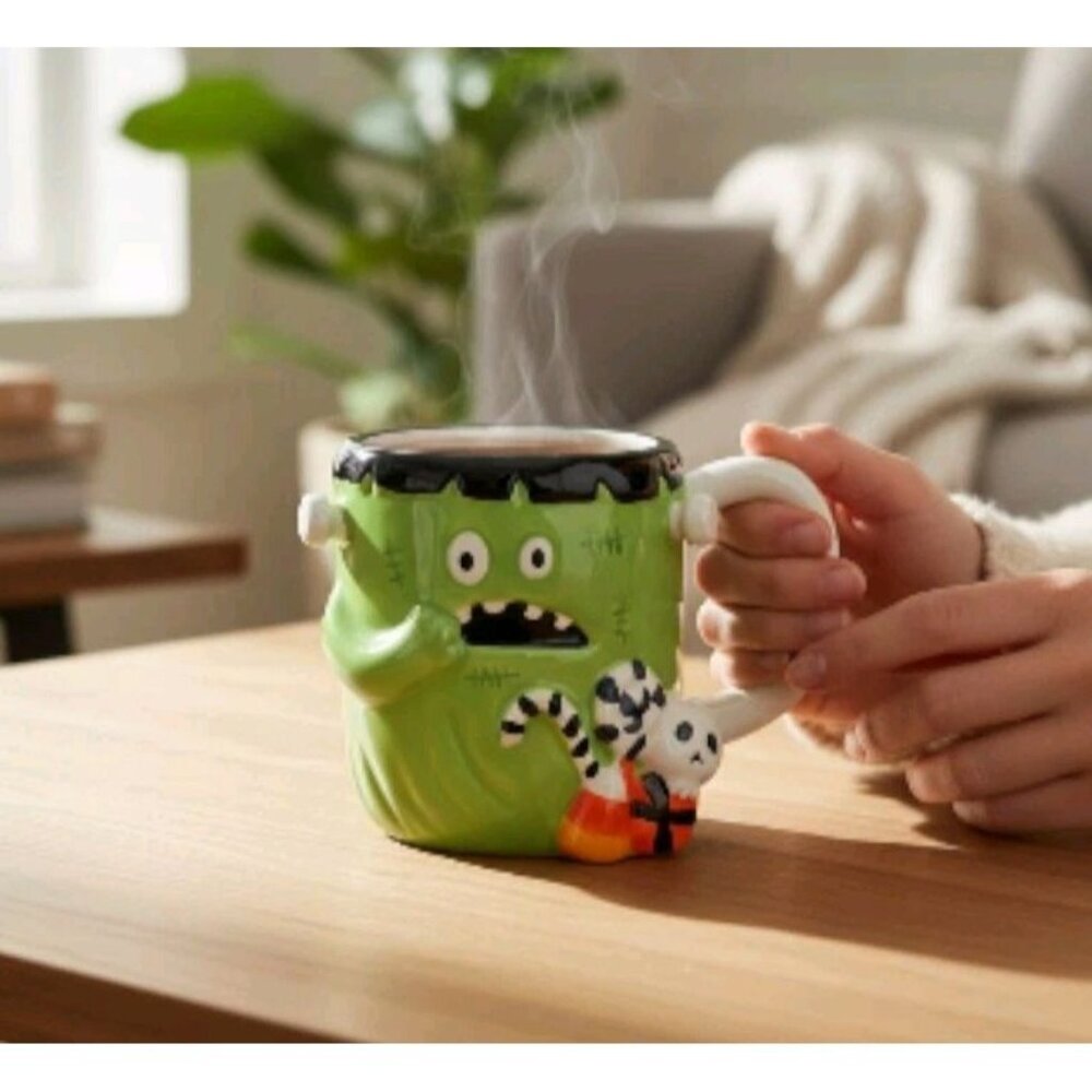 New Scared Frankenstein Spooky Zombie Trick or Treat Halloween Coffee Mug Gift
